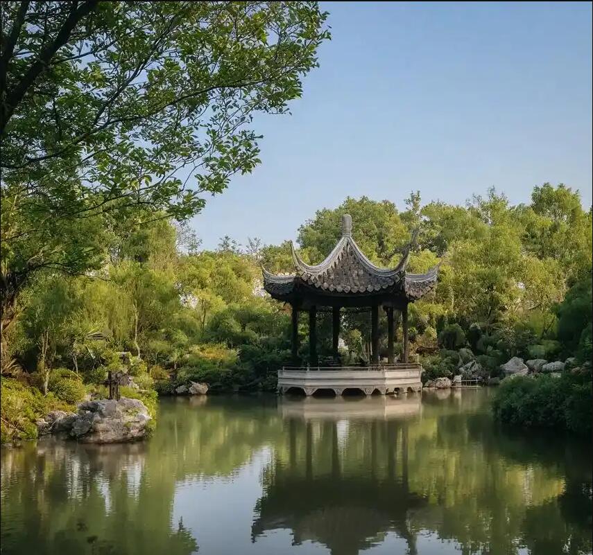 临安冷漠餐饮有限公司